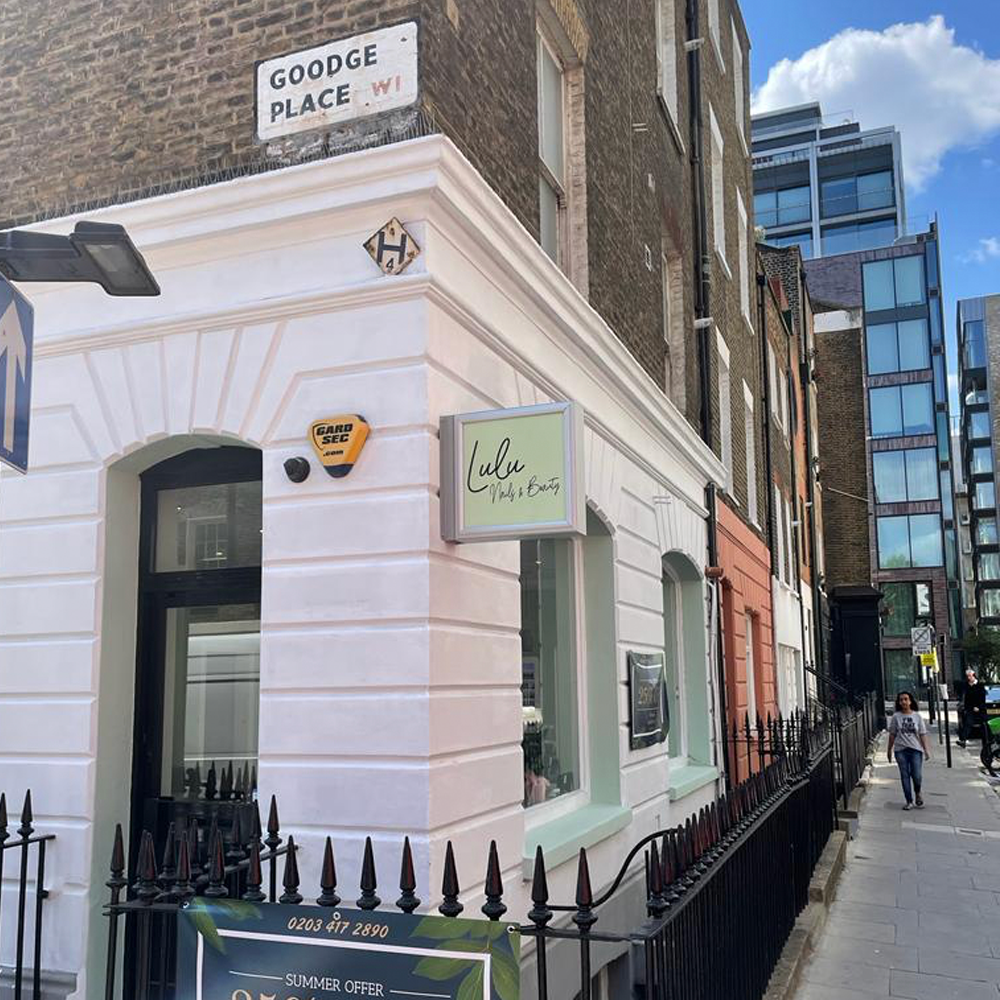 Silver Anodised Projecting Lightbox Sign