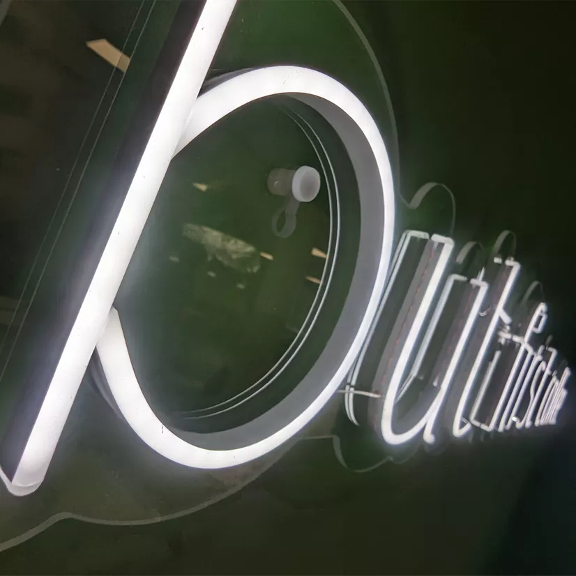 Led Sign Effect LED Neon-Effect Signs | Custom-made & Cool-to-Touch | Gloss Finish